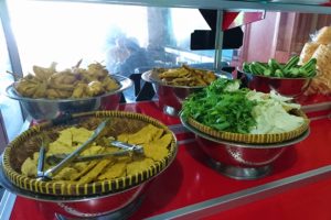 Chicken, vegetables and tempeh and tofu at Goyang Lidah 2